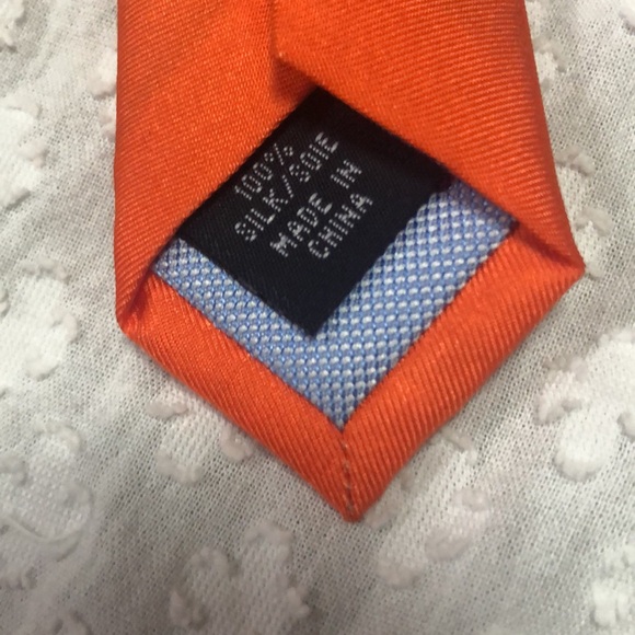Tommy Hilfiger Orange Silk Tie Surfing Bulldogs - Picture 4 of 12